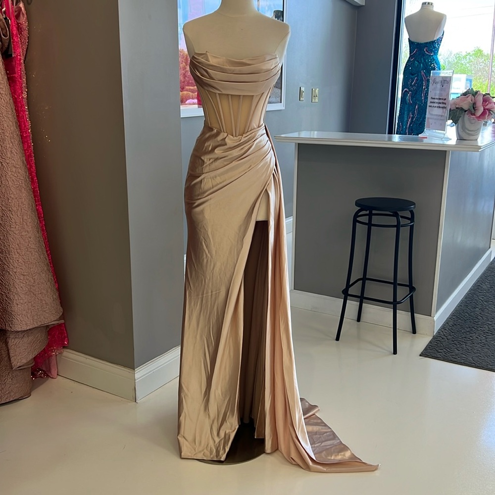 NOX 1237 Champagne Size 2